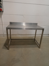 S/s table - 136x70 cm